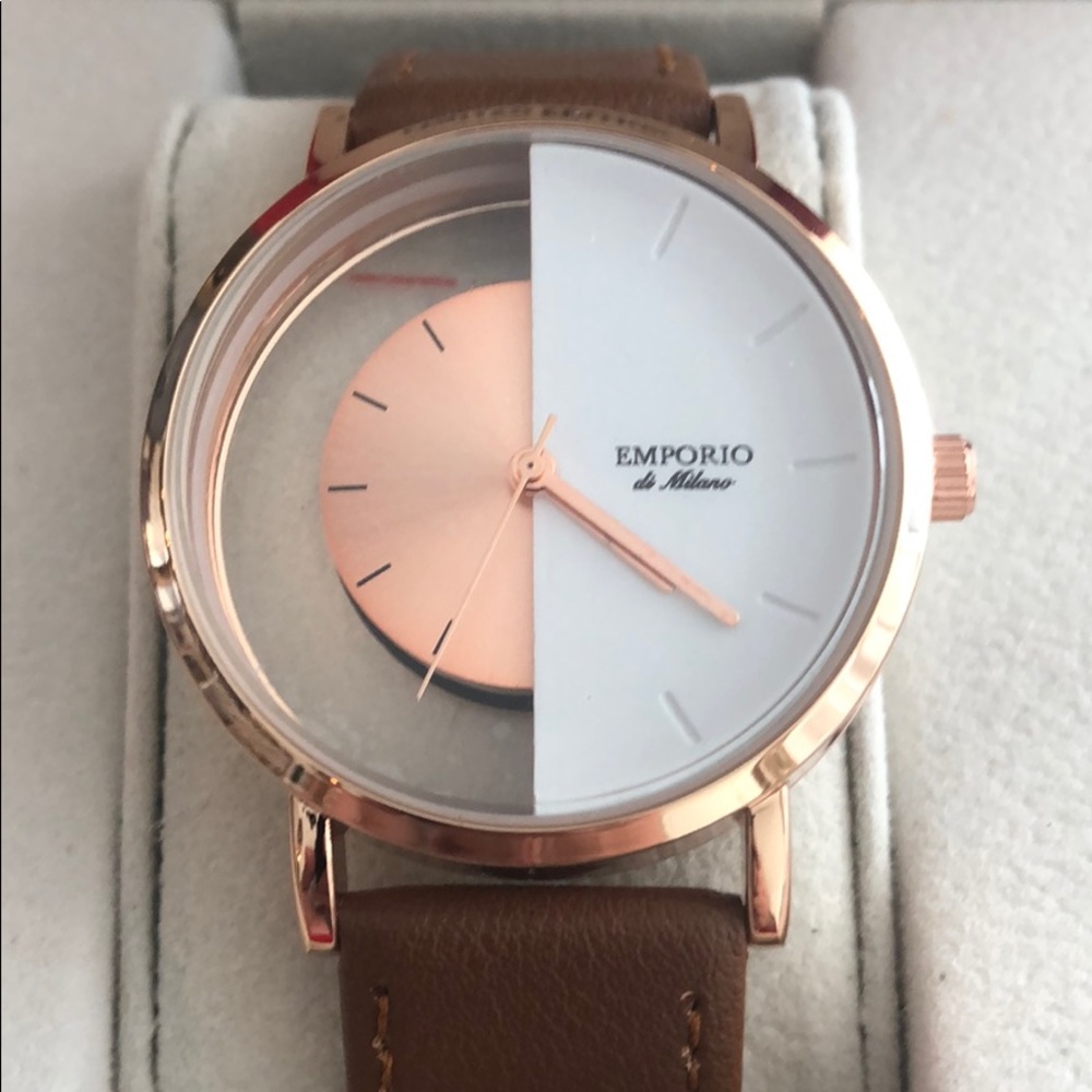 Designer ladies watch Rose gold case color